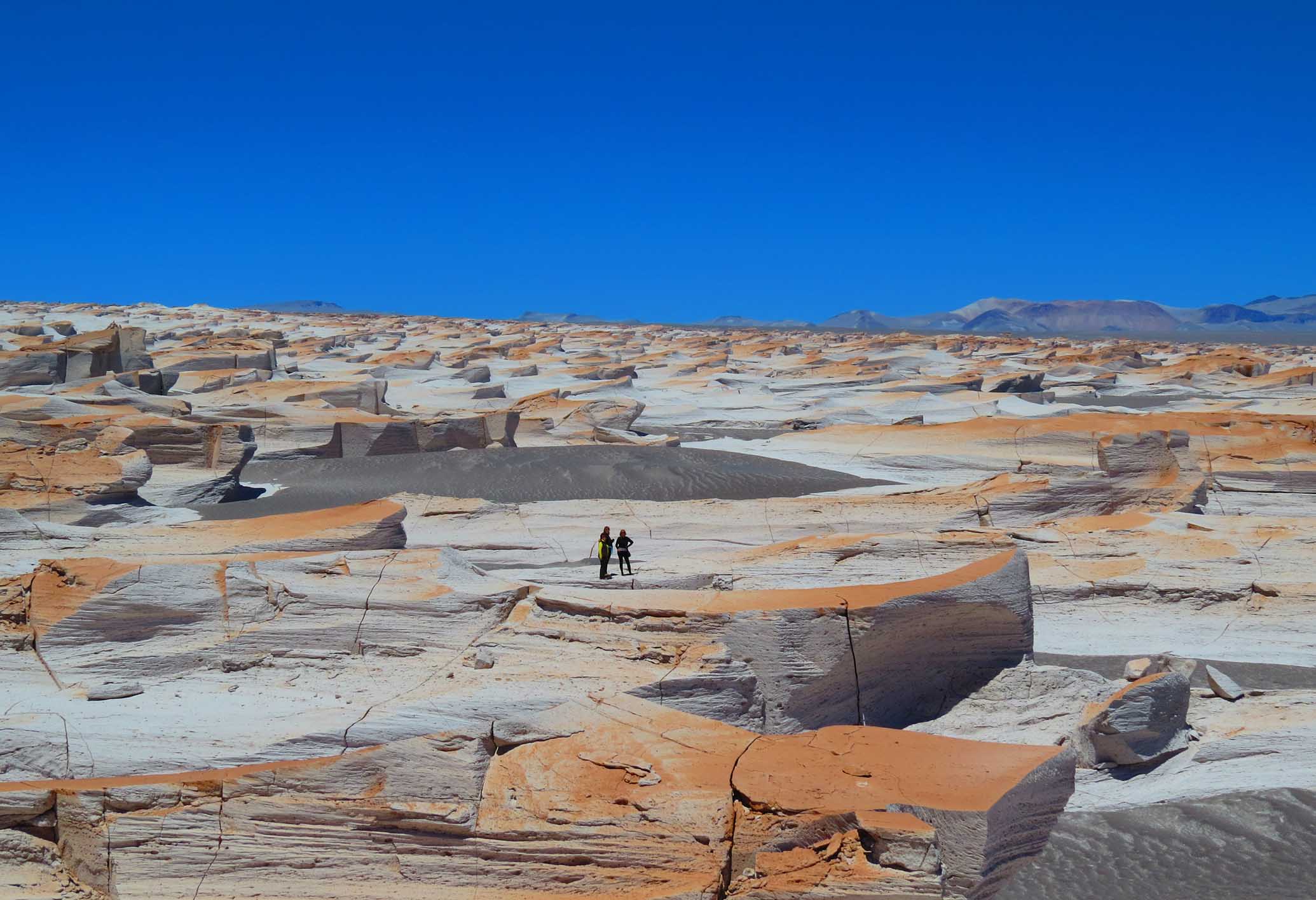 CATAMARCA CON CAMPO DE PIEDRA POMEZ | BUS CAMA DESDE ROSARIO Y ZONA  | OCTUBRE 2026