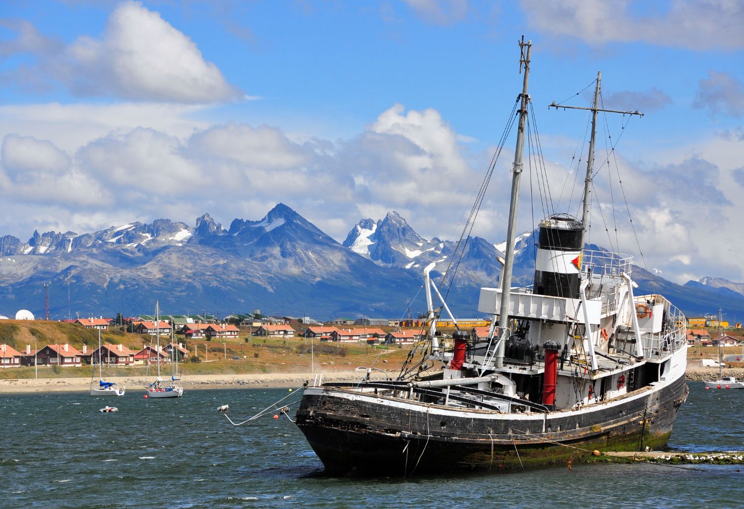 EL CALAFATE | USHUAIA CON TORRES DE PAINE Y PTA ARENAS | AEREO DESDE BUENOS AIRES | ENERO VERANO 2026