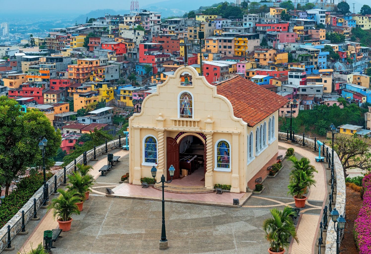 ECUADOR CON GALÁPAGOS EN PROMO |  | 10 DE OCTUBRE 2026