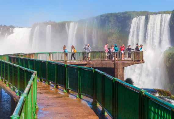 CATARATAS CON MEDIA PENSIÓN | GRUPAL EN BUS DESDE ROSARIO Y ZONA | MAYO Y JUNIO 2026