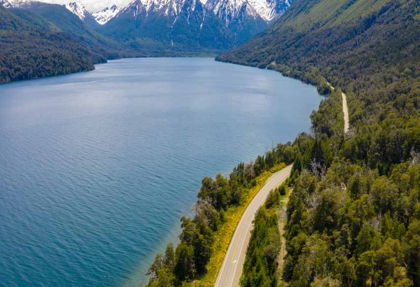 BARILOCHE CON MEDIA PENSIÓN | 5 NOCHES | AEREOS DESDE ROSARIO | AGOSTO -  NOVIEMBRE 2026