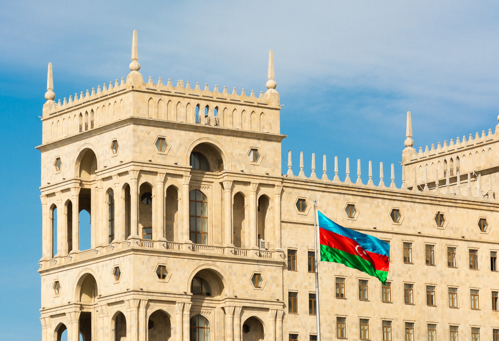 AZERBAIYAN, GEORGIA Y ARMENIA | GRUPAL ACOMPAÑADA DESDE BS AS | 26/09/2026
