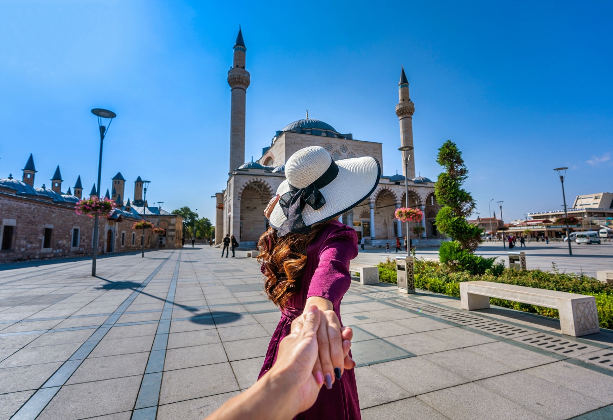 TURQUÍA PARA ELLAS | SALIDA  PARA MUJERES DESDE BSAS | SEMANA SANTA 2027